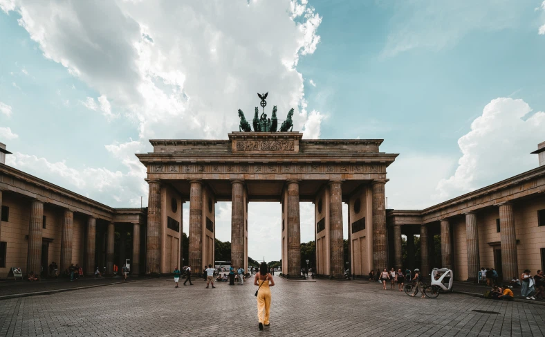 На изображении, Бранденбургские ворота, Берлин фото