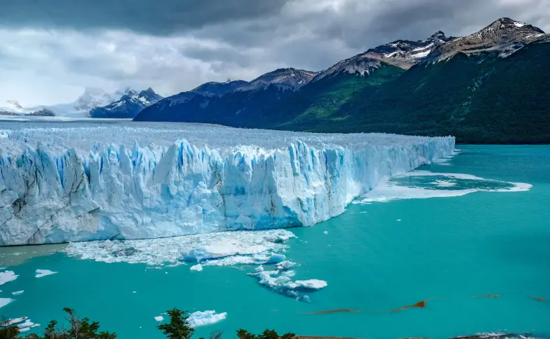 На изображении, ледник Перино Морено, Патагония фото