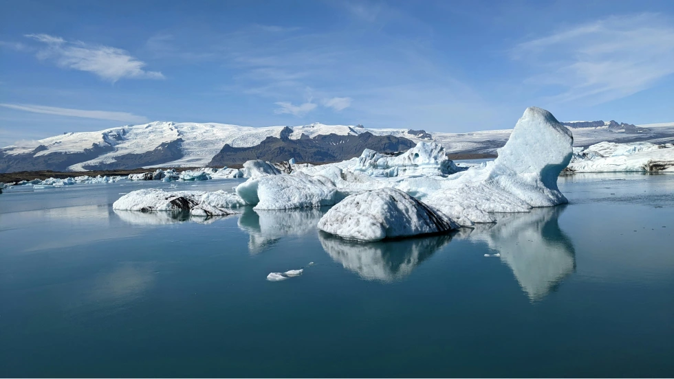 Лагуна Йокульсарлон из ледников в Исландии, фото Caspi Tours